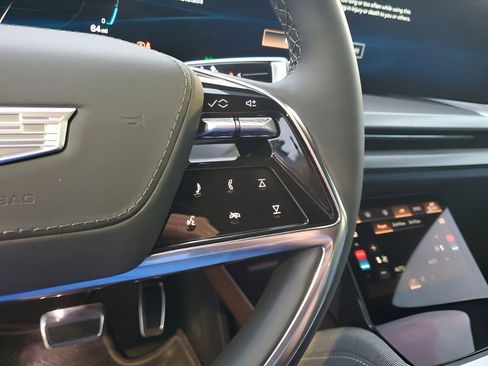 New 2026 Cadillac Vistiq Premium Luxury AWD/4WD image 34