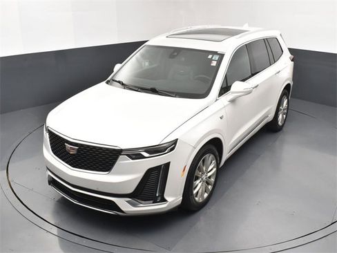 Used 2023 Cadillac XT6 Premium Luxury w/ LPO, Floor Liner Package image 19