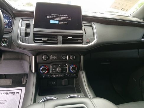 Used 2022 Chevrolet Tahoe Z71 AWD/4WD image 15