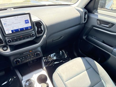 Used 2023 Ford Bronco Sport Outer Banks w/ Tech Package AWD/4WD image 29