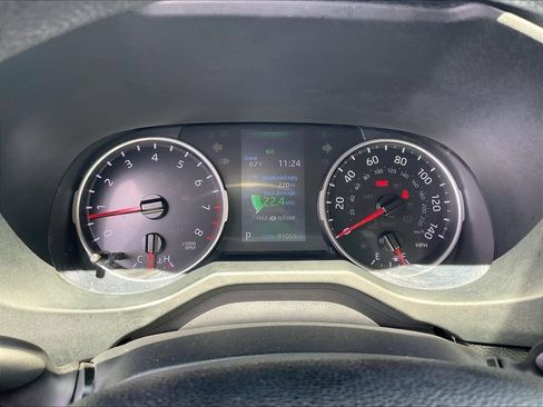 Used 2019 Toyota RAV4 LE AWD/4WD image 21
