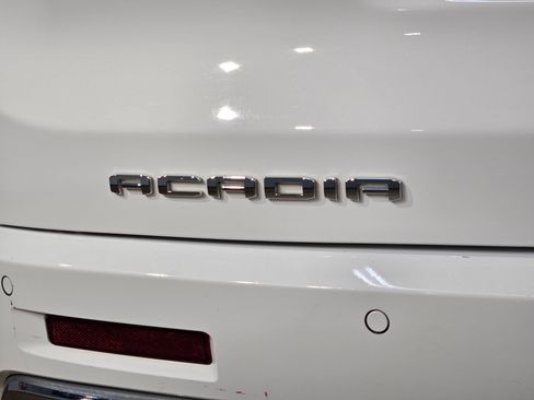 Used 2023 GMC Acadia Denali AWD/4WD image 39