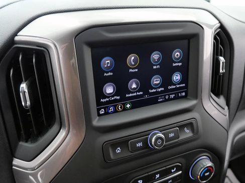 Used 2025 Chevrolet Silverado 3500 W/T AWD/4WD image 29