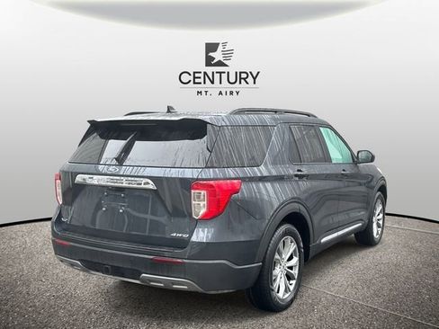 Certified 2022 Ford Explorer XLT w/ Equipment Group 202A image 2