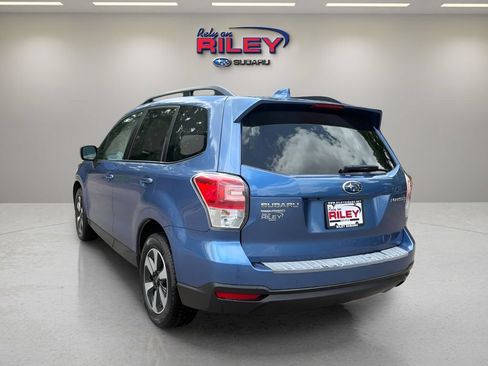 Used 2018 Subaru Forester 2.5i Premium w/ All-Weather Package AWD/4WD image 3