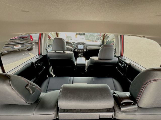 Used 2022 Toyota 4Runner TRD Off-Road Premium AWD/4WD image 21