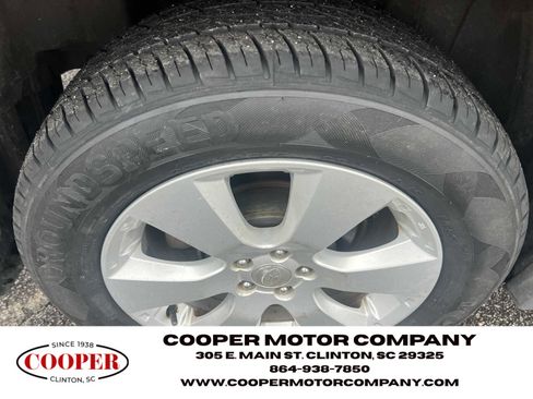 Used 2011 Subaru Outback 2.5i Limited image 9