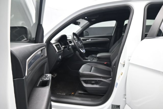 Used 2020 Volkswagen Atlas Cross Sport SE w/ Panoramic Sunroof Package AWD/4WD image 23