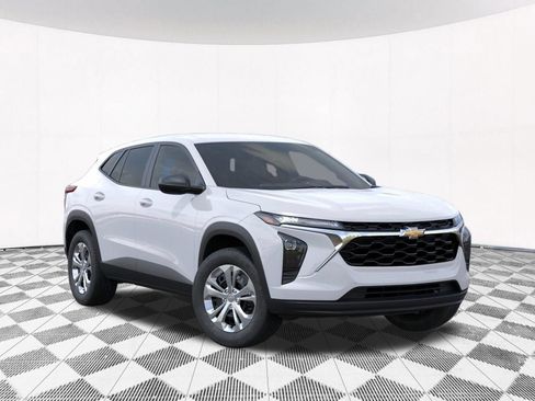 New 2026 Chevrolet Trax LS FWD image 12