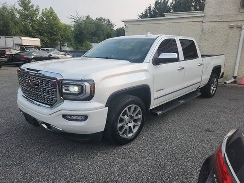 Used 2017 GMC Sierra 1500 Denali AWD/4WD image 3