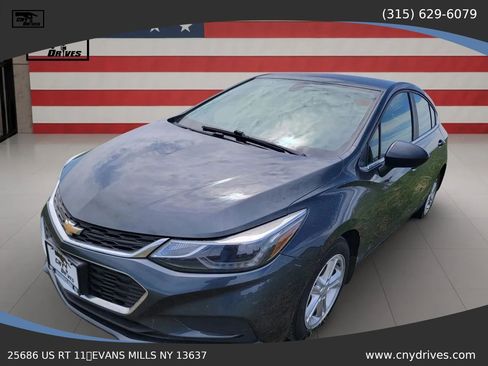 Used 2018 Chevrolet Cruze LT w/ Convenience Package FWD image 1