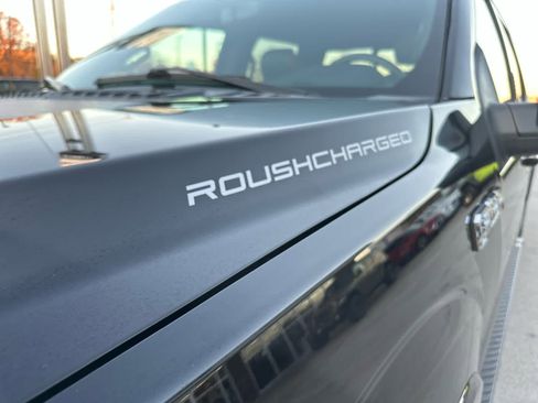 Used 2019 Ford F150 XLT w/ Equipment Group 302A Luxury image 3