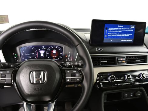 Certified 2026 Honda Pilot image 16