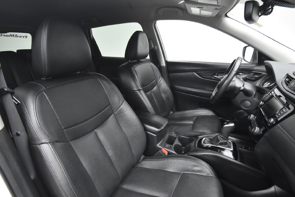 Used 2020 Nissan Rogue SL AWD/4WD image 14