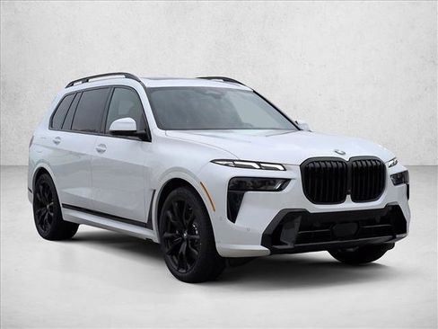 New 2026 BMW X7 xDrive40i image 7