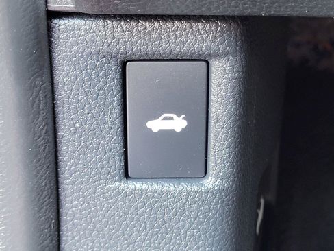 Used 2023 Honda Accord EX-L image 16