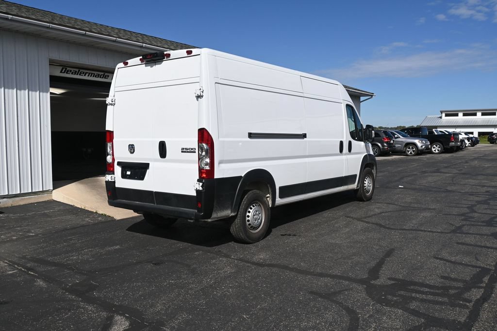 Used 2026 RAM ProMaster 2500 w/ Convenience Group FWD image 4