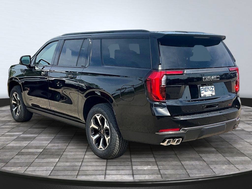 New 2026 GMC Yukon XL AT4 Ultimate w/ LPO, Illumination Package AWD/4WD image 3
