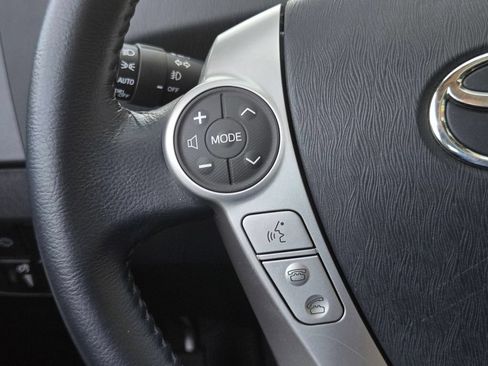 Used 2013 Toyota Prius Five w/ Advanced Technology Pkg FWD image 25