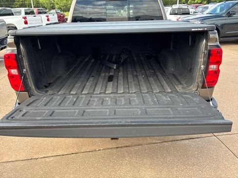 Used 2015 Chevrolet Silverado 1500 High Country w/ High Country Premium Package AWD/4WD image 11
