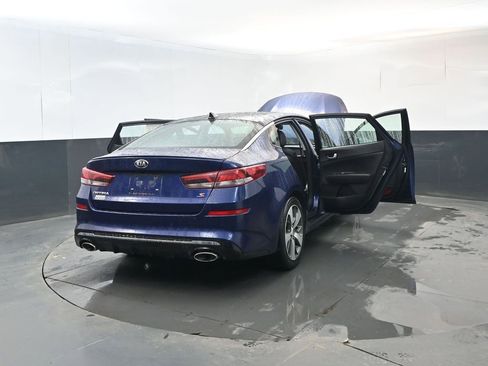 Used 2019 Kia Optima S w/ S Panoramic Sunroof Package image 33