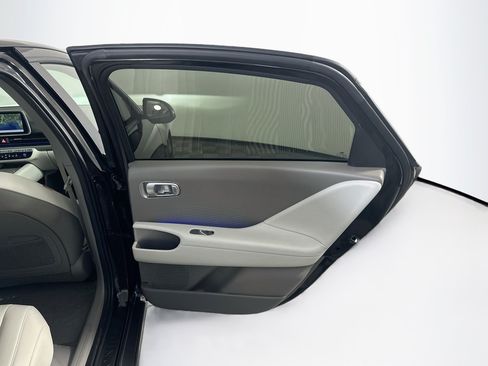 Used 2024 Hyundai Ioniq 6 SEL RWD image 32