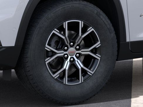 New 2026 GMC Acadia AT4 w/ LPO, Floor Liner Package AWD/4WD image 9