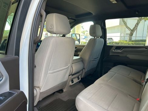 Used 2024 Chevrolet Silverado 2500 LT image 33