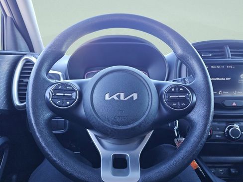 Used 2023 Kia Soul LX w/ Option Group 015 FWD image 28