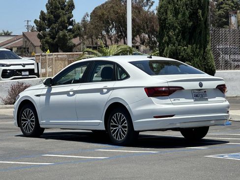 Used 2019 Volkswagen Jetta SEL FWD image 6