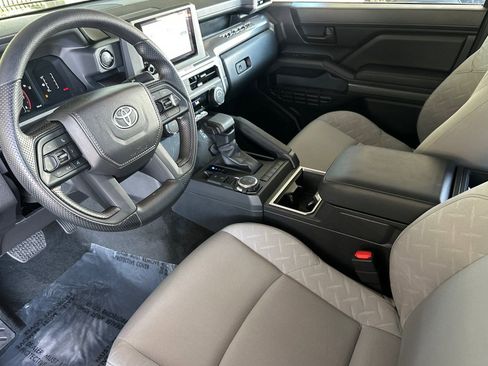 Certified 2025 Toyota Tacoma SR5 image 12