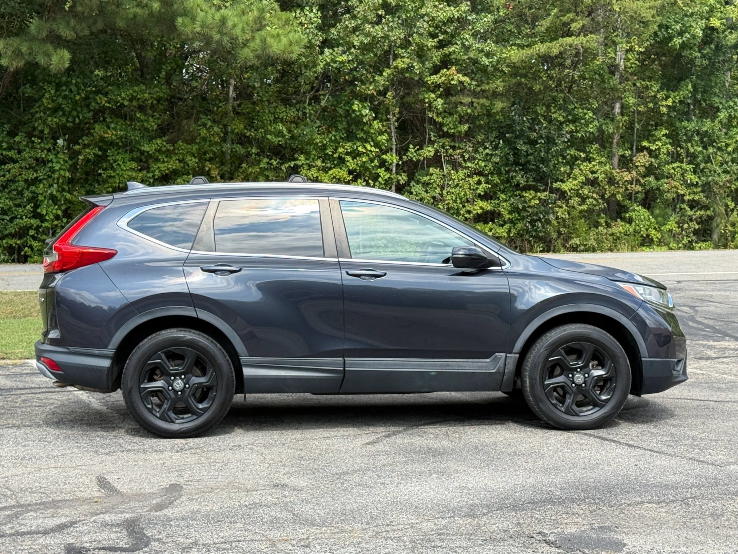 Used 2017 Honda CR-V EX-L image 3