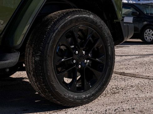 Used 2023 Jeep Wrangler Unlimited Sahara w/ Cold Weather Group image 8