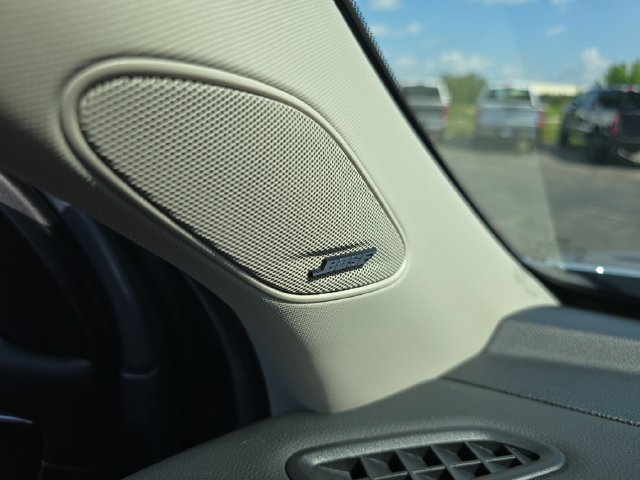 Used 2025 Honda Pilot Elite image 33