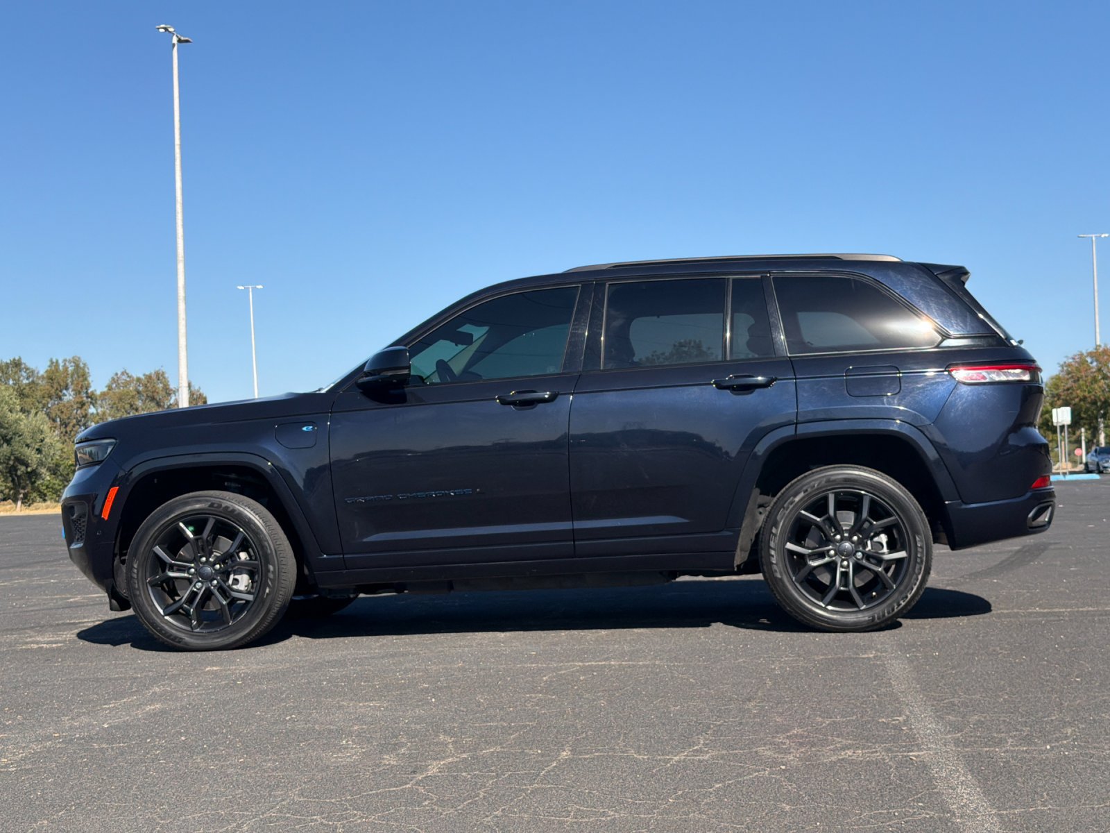 Used 2023 Jeep Grand Cherokee 30th Anniversary AWD/4WD image 7
