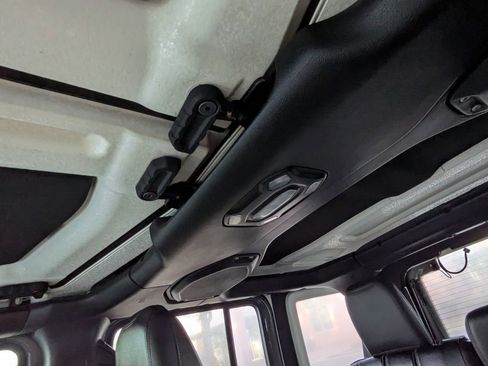 Used 2021 Jeep Wrangler Unlimited Rubicon AWD/4WD image 21