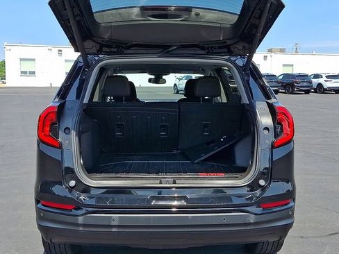Used 2021 GMC Terrain SLE w/ Driver Convenience Package AWD/4WD image 29