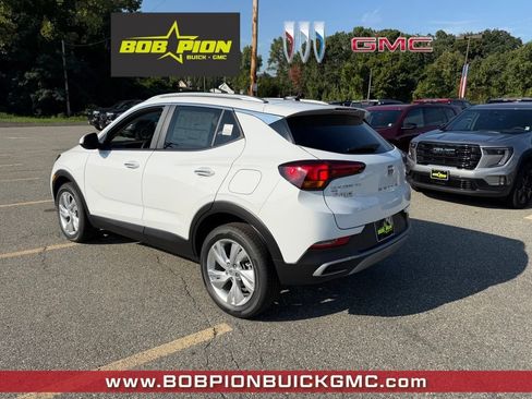 New 2026 Buick Encore GX Preferred w/ Comfort Package AWD/4WD image 3