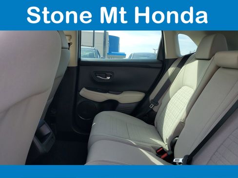 Used 2024 Honda HR-V LX image 10