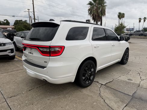 Used 2023 Dodge Durango GT RWD image 4