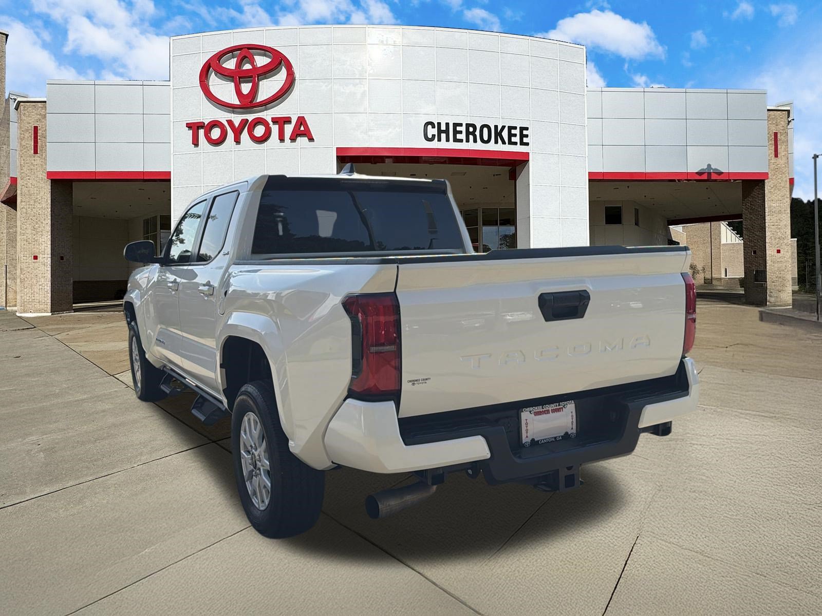 Used 2024 Toyota Tacoma SR5 RWD image 7