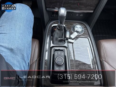 Used 2022 Nissan Armada Platinum w/ Captain's Chairs Package image 32