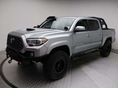 Certified 2023 Toyota Tacoma TRD Sport image 1