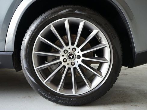 Used 2024 Mercedes-Benz GLE 350 4MATIC image 32