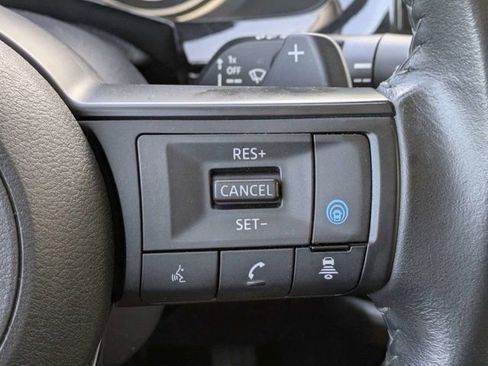 Used 2024 Nissan Pathfinder SV FWD image 26
