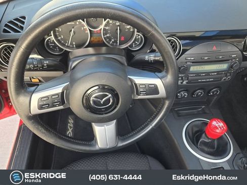 Used 2007 MAZDA MX-5 Miata Touring w/ Appearance Pkg image 26