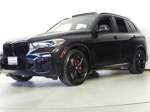 Used 2021 BMW X5 xDrive40i w/ M Sport Package image 2