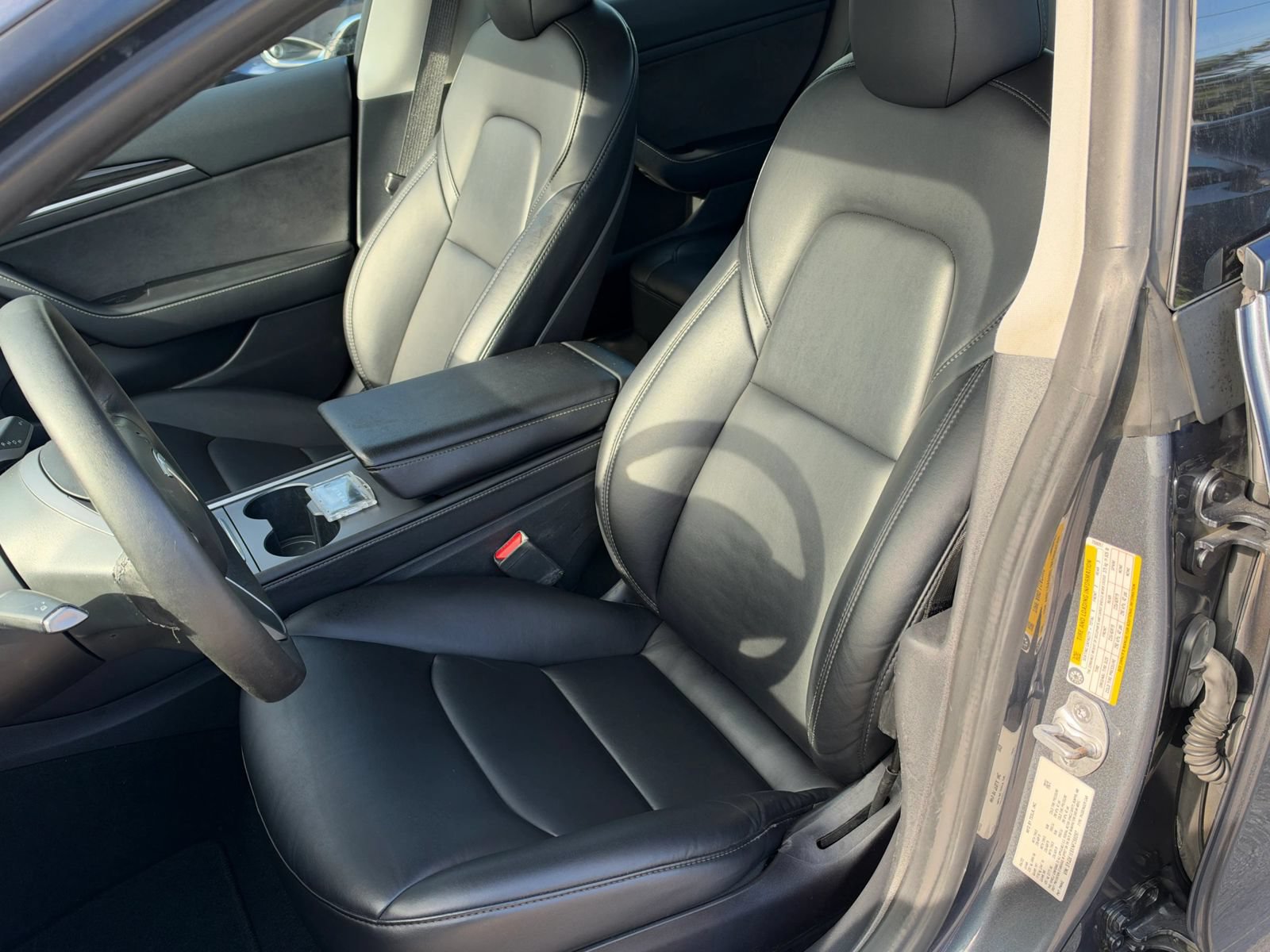 Used 2022 Tesla Model 3 Long Range AWD/4WD image 9