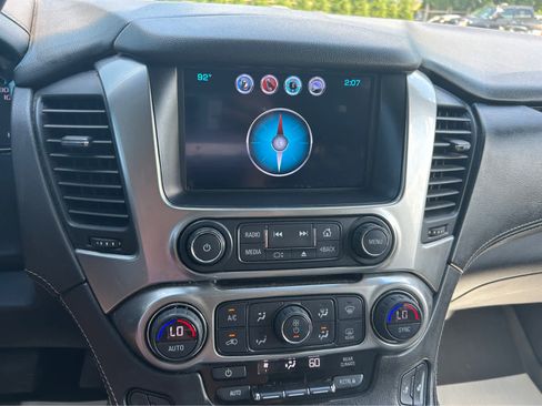 Used 2018 Chevrolet Tahoe LT image 19