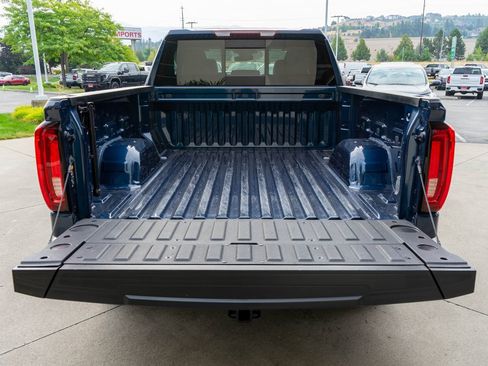 Used 2023 GMC Sierra 1500 SLT w/ SLT Convenience Package image 36